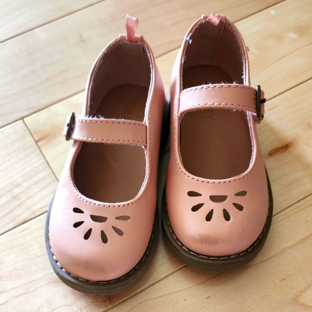 Pink Kids Mary Jane Shoes Size 7